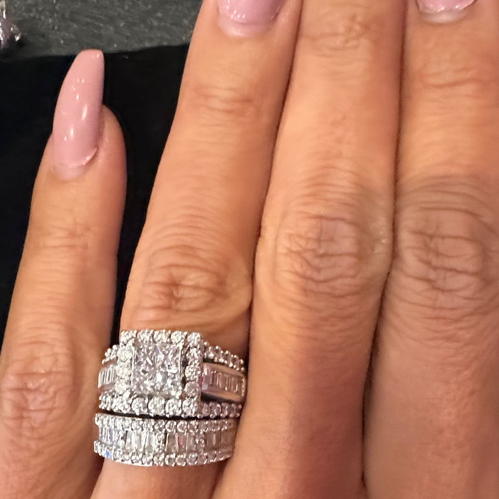 Elegant white Gold Women's Ring Set